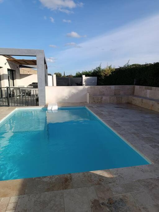 Charmant Studio Avec Piscine Villemoustaussou Dış mekan fotoğraf